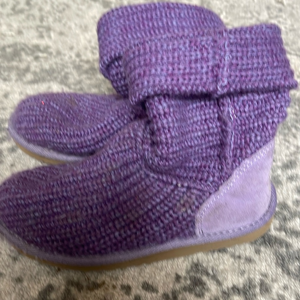 Purple UGGS girls size 13